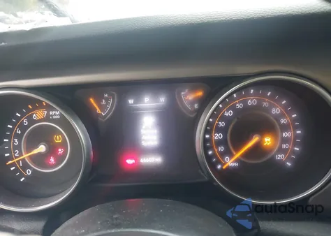 2020 Jeep Wrangler Unlimited Sport 4X4 z USA, uszkodzony, nr VIN 1C4HJXDN8LW109676